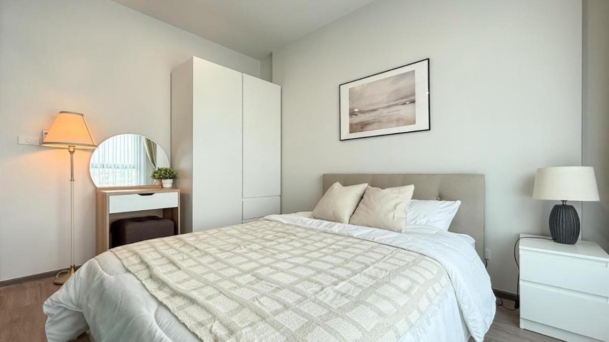 New 1-bedroom For Rent 0 Meters From Bts Wutthakat Apartment *
