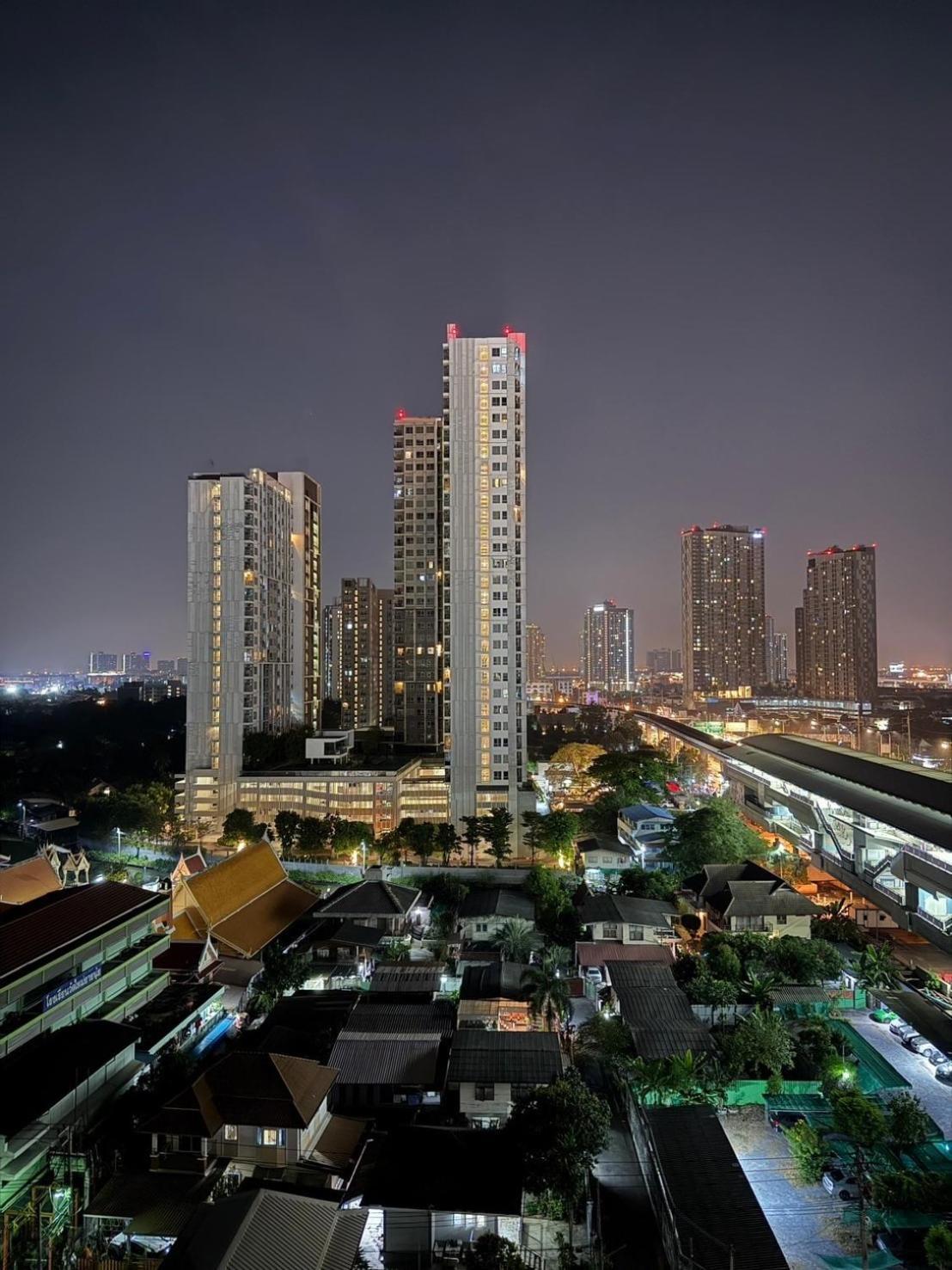 New 1-bedroom For Rent 0 Meters From Bts Wutthakat Apartment
